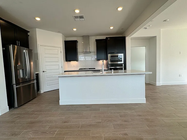 5391 Mandevilla Ct — Photo 7
