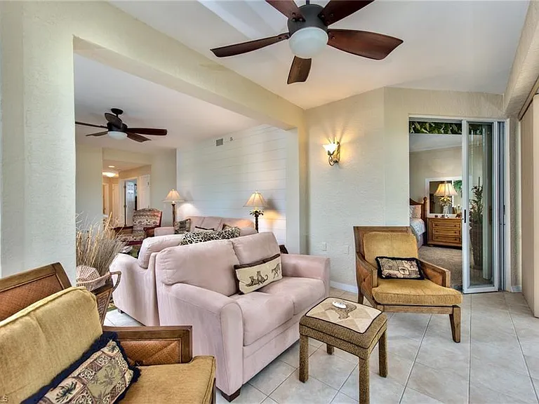 2190 Arielle Dr #902 — Photo 17