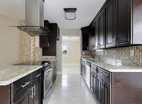 2nd image of 2713 Golden Dr