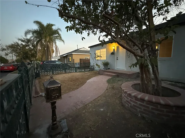 7879 Claybeck Ave — Photo 10