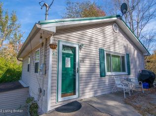 1028 S Lakeshore Dr, Lawrenceburg, KY 40342