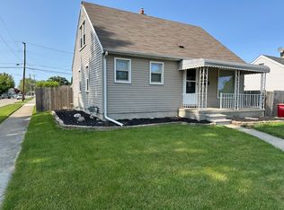 19005 Victor St, Roseville, MI 48066