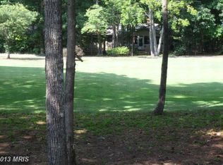 207 Fairway Dr, Locust Grove, VA 22508