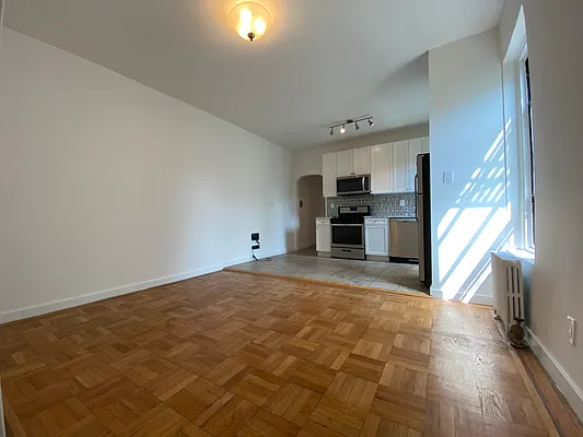 Rented by First Point Management | media 17