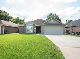 5704 Alece Ln, Beaumont, TX 77713