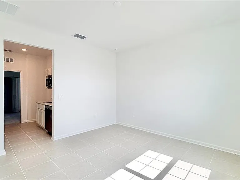 5177 Green Belt Dr #B — Photo 3