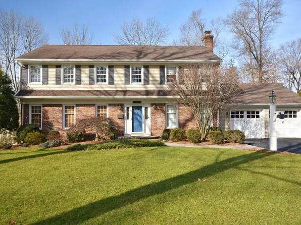 34 Bristol Ct, Berkeley Heights Twp., NJ 07922