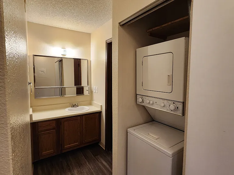 539 Wright St #306 — Photo 30
