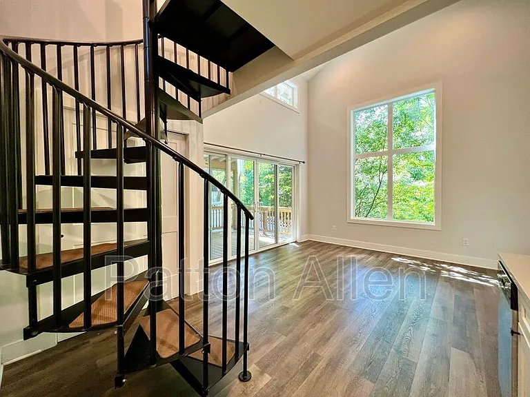 53-10 Riverview Dr — Photo 12