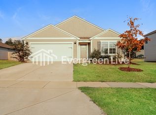 4407 Cottonwood Ct, Northport, AL 35473