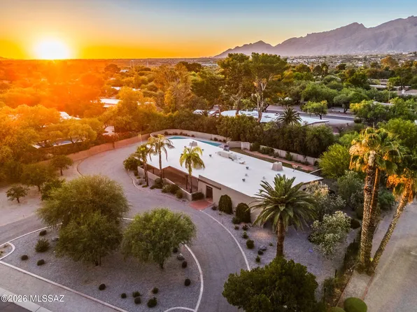 6035 E San Cristobal St, Tucson, AZ 85715