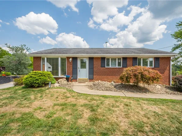 32 Hilltop Acres Rd, Washington, PA 15301