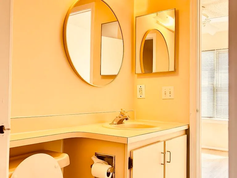 Upstairs Washroom