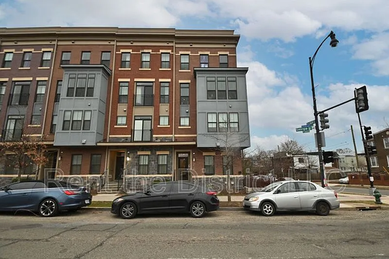 7201 Georgia Ave NW #4-B
