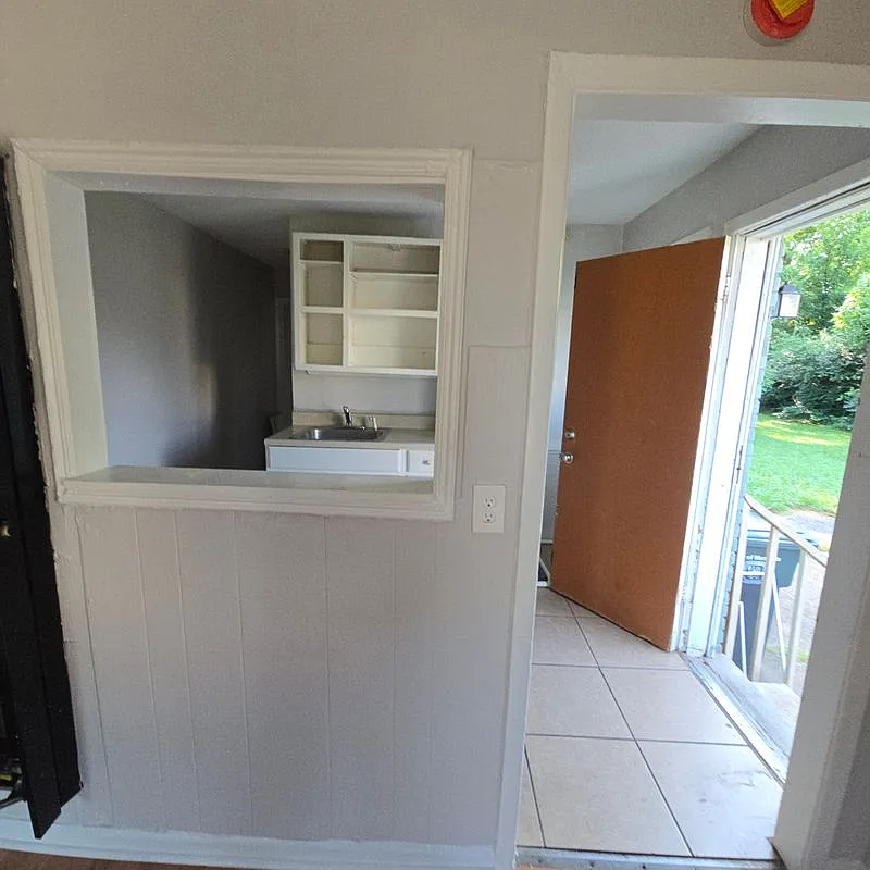1 bed, 1.0 bath, 480 sqft, $850 — Photo 3