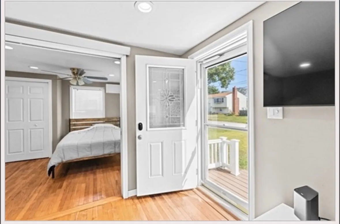 4 bed, 1368 sqft, $4,000 — Photo 3