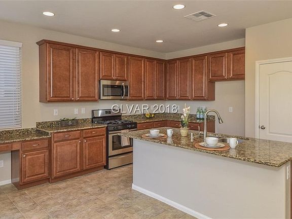3rd image of 453 Bright Peridot Ave