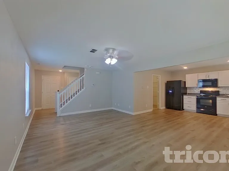 1117 Swearngan Ridge Ct — Photo 4