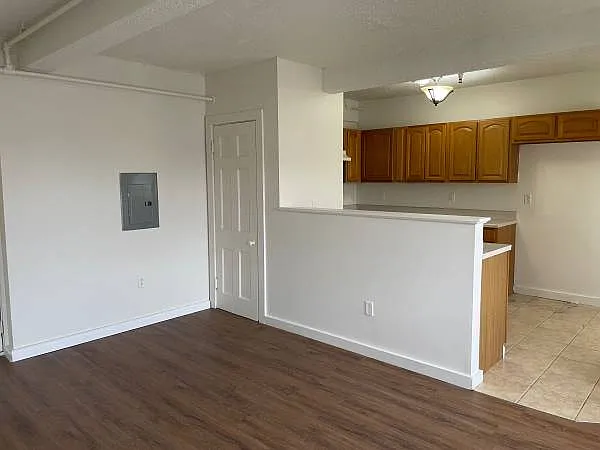 247 North St — Photo 8