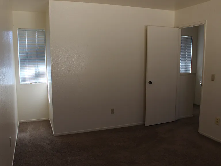 715 Creston Rd #D — Photo 15