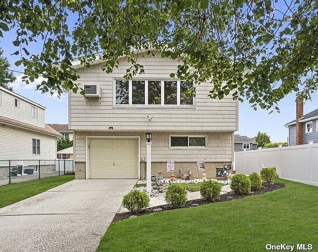 2695 Kenny Avenue, Merrick, NY 11566 Zillow