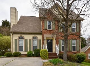 1 Bitter Creek Ln, Greensboro, NC 27407