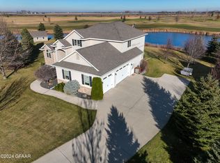 2426 Pebble Beach Rd NW, East Grand Forks, MN 56721