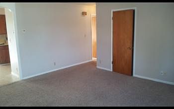 3rd image of 1080 Garfield St