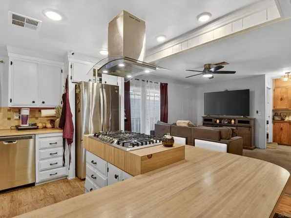 3340 Del Sol Blvd Spc 136, San Diego, CA 92154