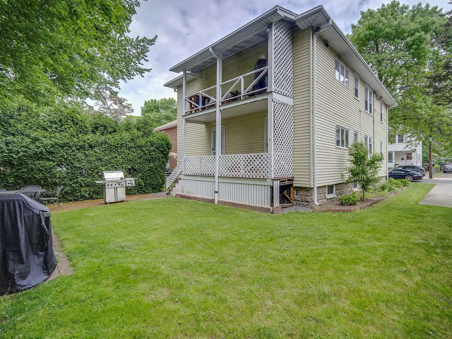 3 bed, $2,700 — Photo 3