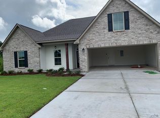 1813 Supreme Dr, Thibodaux, LA 70301