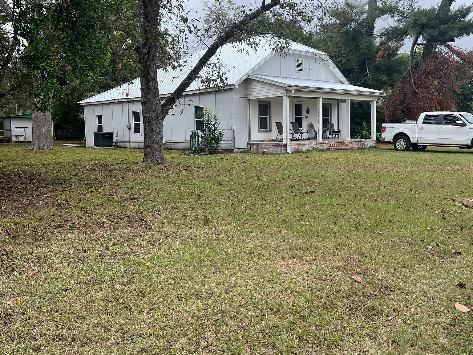 3 bed, 1.5 bath, 1536 sqft, $1,300 — Photo 3