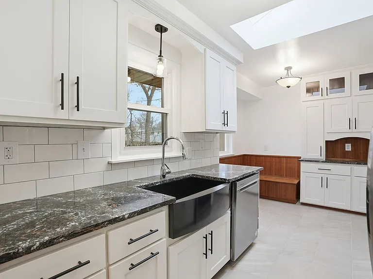 8954 York Rd — Photo 7