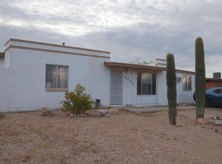2942 S Enchanted Hills Dr, Tucson, AZ 85713