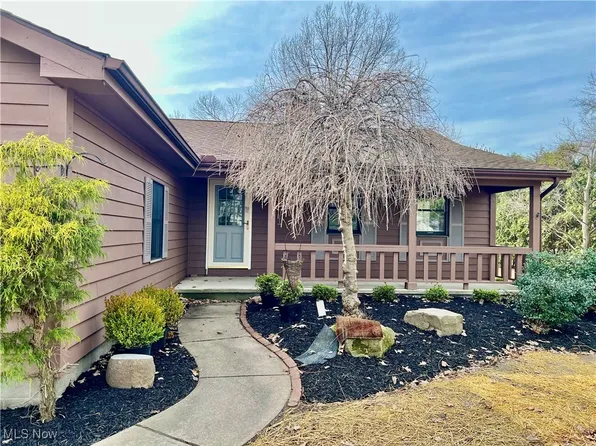 89 Bowhall Rd, Painesville, OH 44077