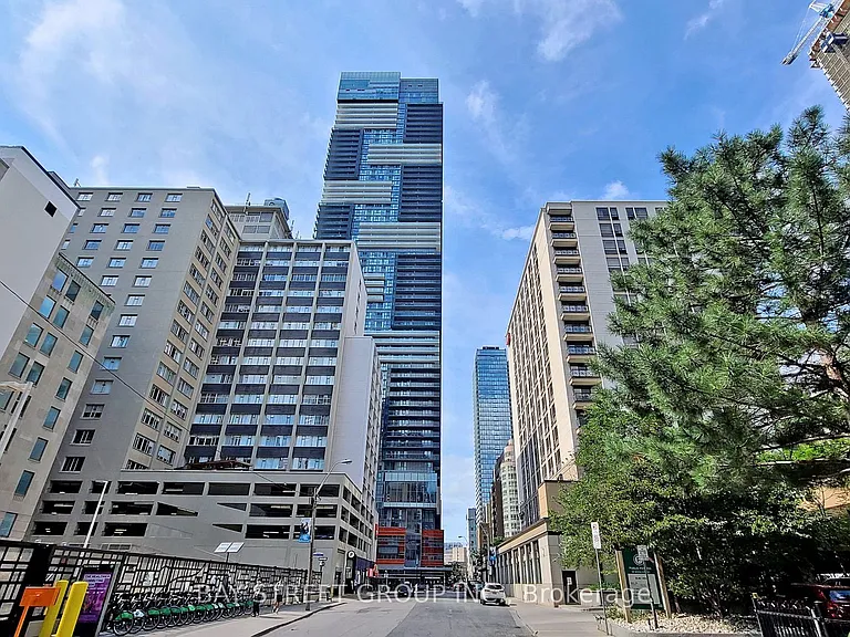 7 Grenville St #3211 — Photo 2