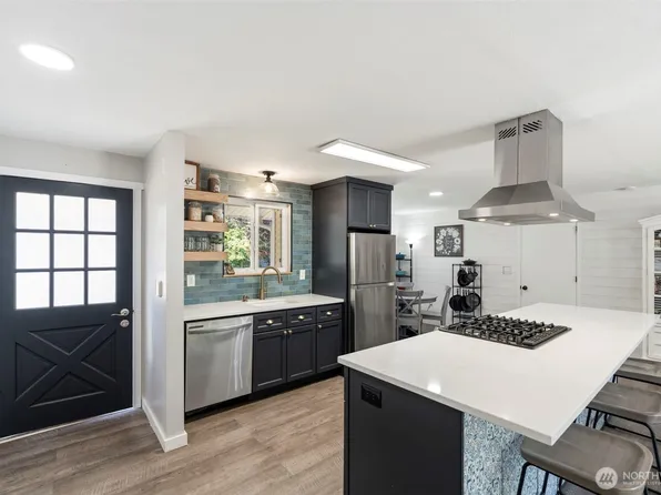 936 Oakcrest Drive SE, Lacey, WA 98503