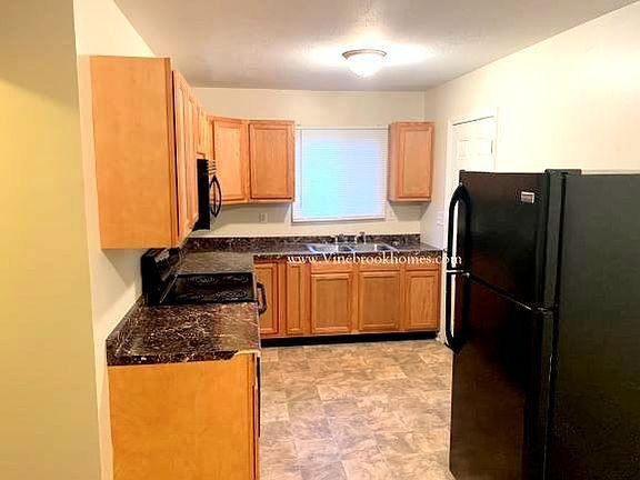 3rd image of 4551 Rainbow View Dr #400045