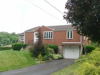 428 Duncan Station Rd photo 1