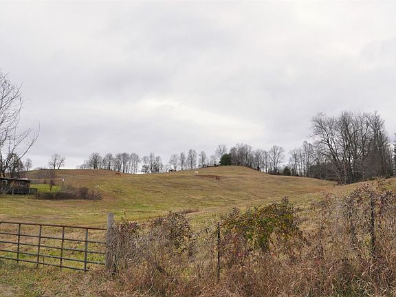 3rd image of 812 Highway 946
