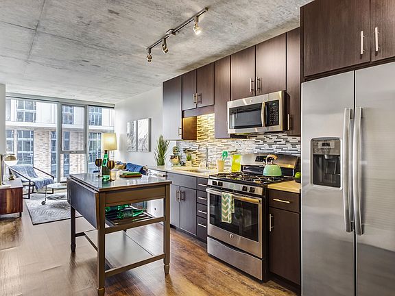 Gateway West Loop Open Concept Kitchen