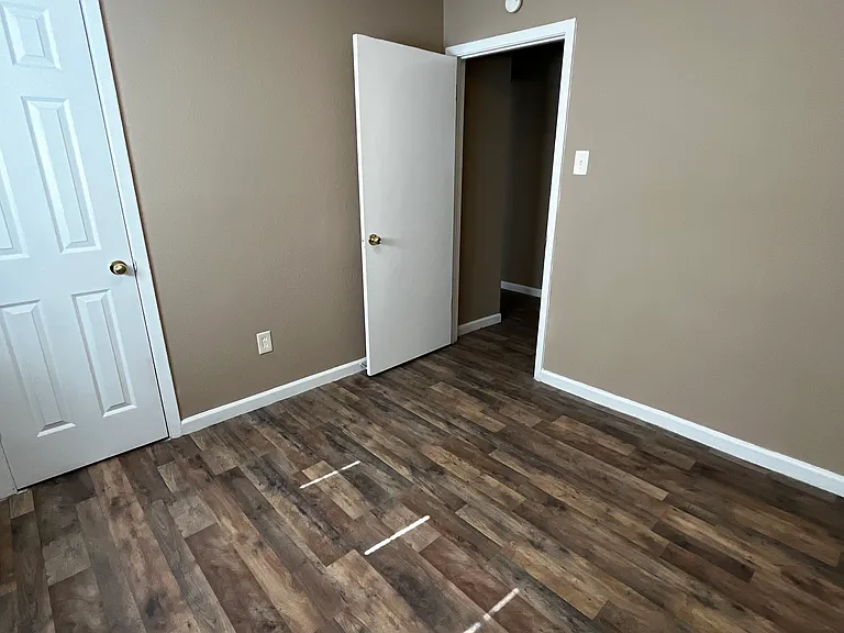 5514 Gatewood Ave — Photo 16