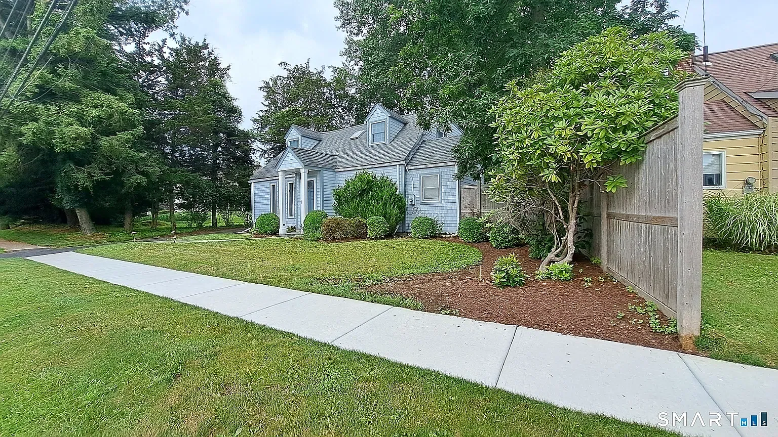 3 bed, 1337 sqft, $4,950 — Photo 1