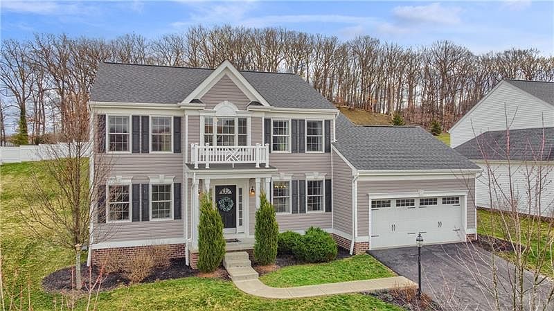 1st image of 225 Strawberry Cir