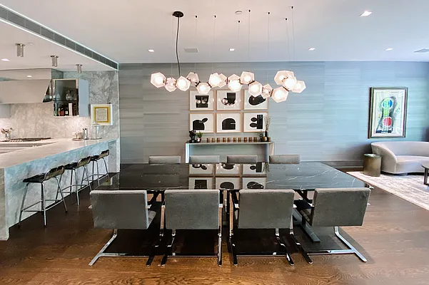 Sold by Compass | media 24