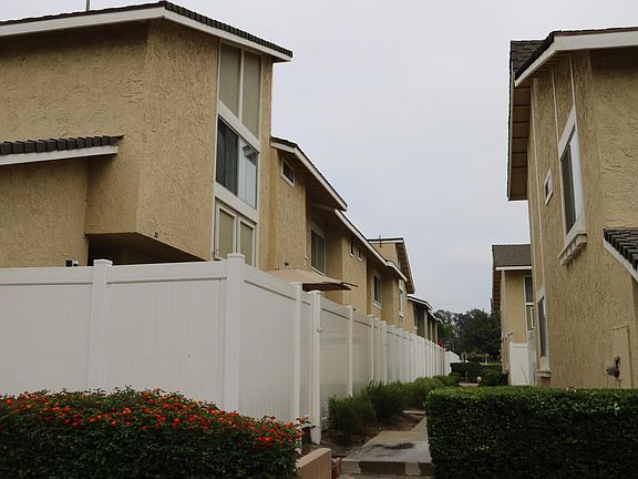 4th image of 30 Bahia Cir