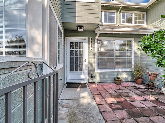 4th image of 1410 Eddington Ln