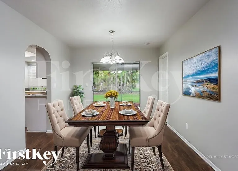 3423 SE 8th Pl — Photo 6