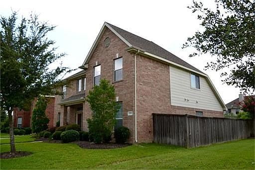2nd image of 7331 Wooded Lake Ln