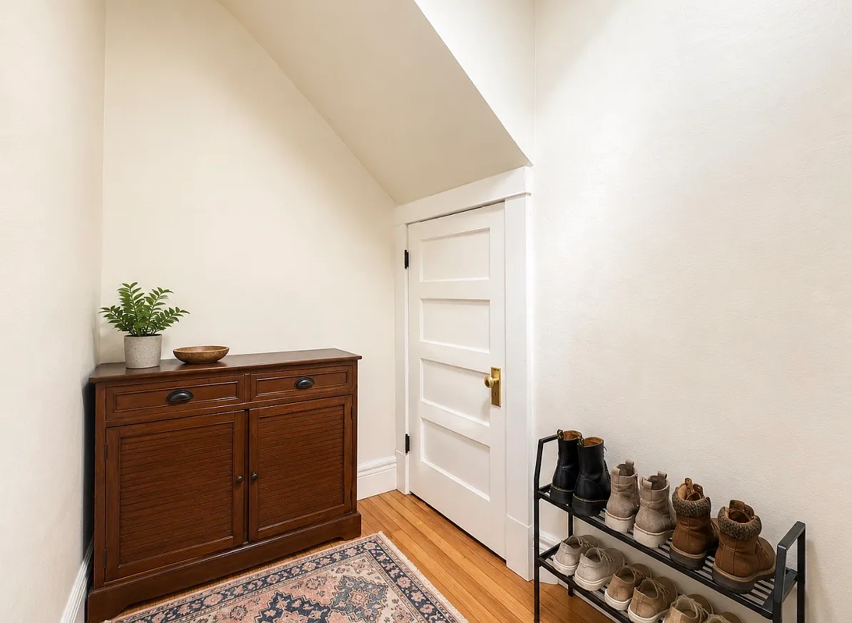 2 bed, 950 sqft, $1,200 — Photo 2